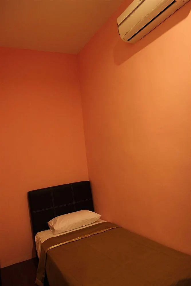 Guest Inn Muntri George Town 0*,  Malaysia